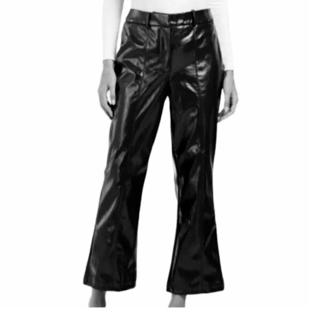 NWT 7 For All Mankind Faux Leather Hi-Rise Wide Leg Kick Flare Crop Pant…